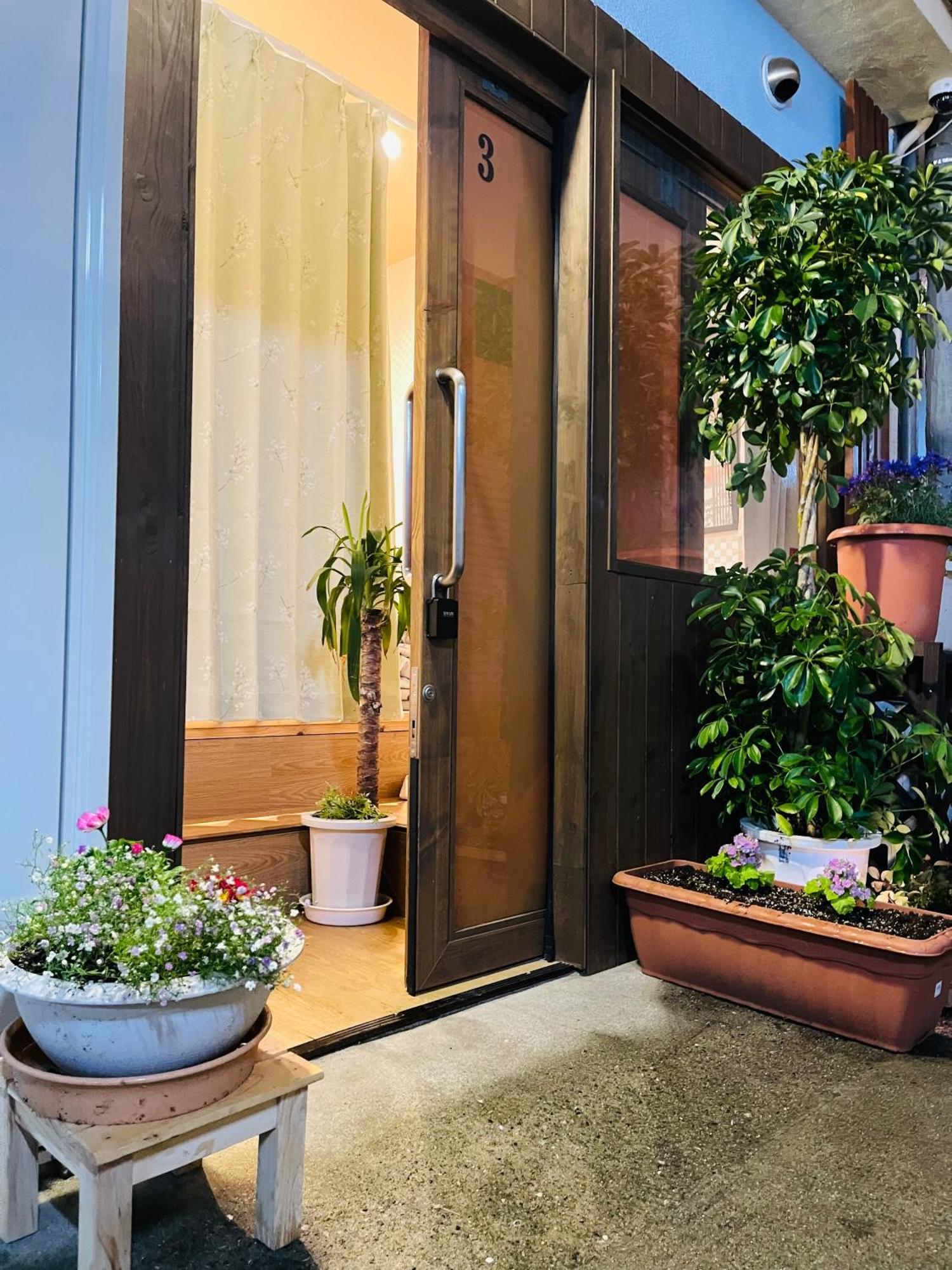 難波心斎橋10 Minutes民宿3号室 Villa Osaka Dış mekan fotoğraf
